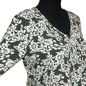 fun2fun Olive and White Floral Pintuck Blouse